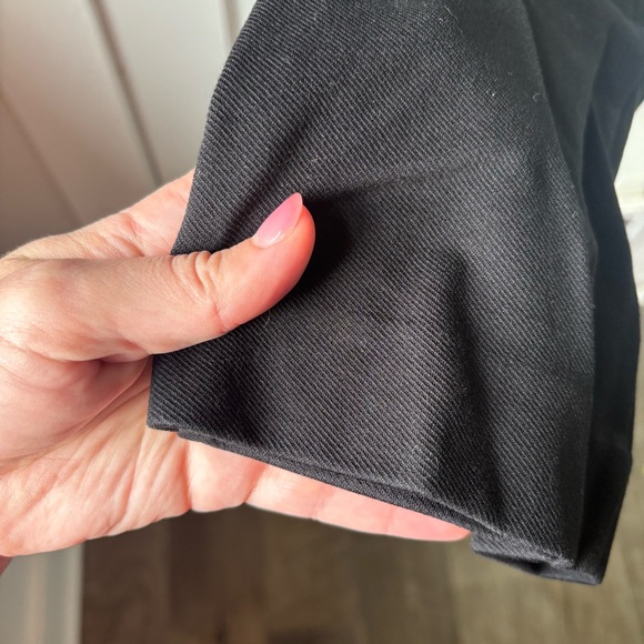 (3/$25) Ann Taylor Black Straight Leg Stretchy Cotton Pull On Slacks - Picture 3 of 4